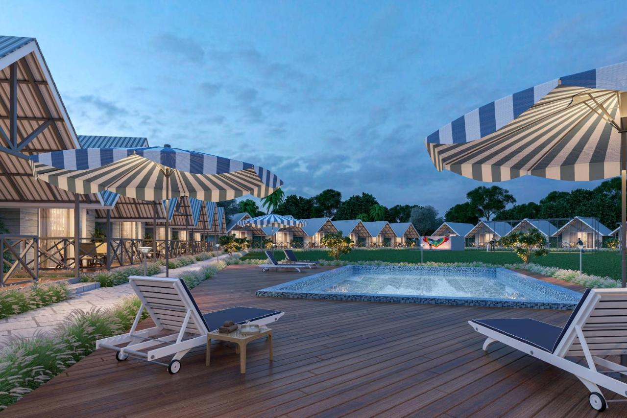 Praveg Beach Resort Daman, Jampore Beach Bagian luar foto